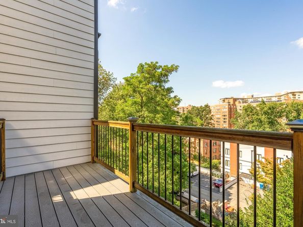 4017 Davis Place NW 8, Washington DC 20007
