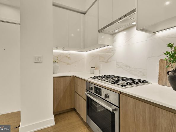 4017 Davis Place NW 8, Washington DC 20007