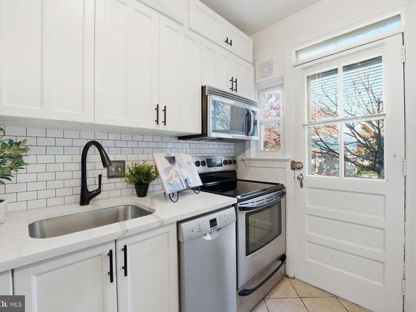 12 Ashby Street D, Alexandria VA 22305