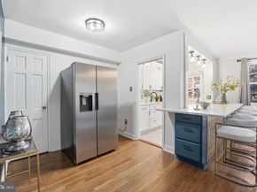 12 Ashby Street D, Alexandria VA 22305