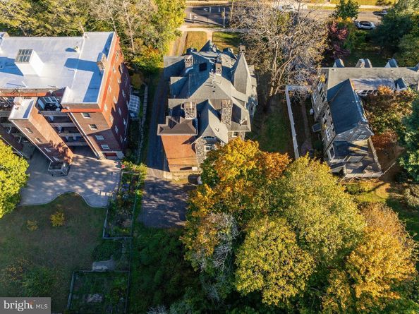 109 Carpenter Lane, Philadelphia PA 19119