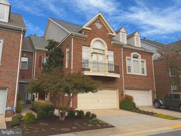 1919 Logan Manor Drive, Reston VA 20190