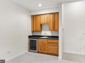 1919 Logan Manor Drive, Reston VA 20190