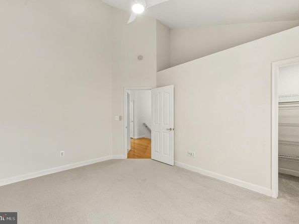 1919 Logan Manor Drive, Reston VA 20190