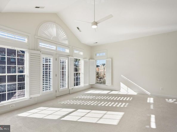 1919 Logan Manor Drive, Reston VA 20190