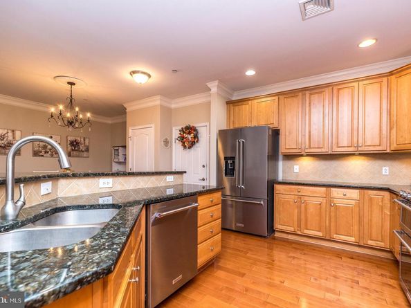 207 Carson Terrace, Huntingdon Valley PA 19006