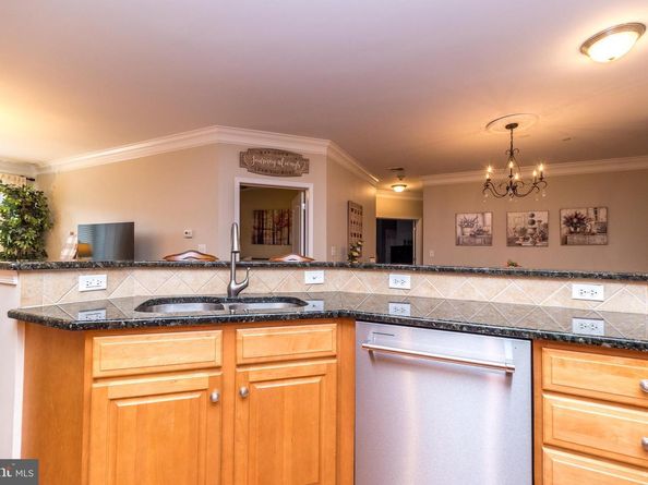 207 Carson Terrace, Huntingdon Valley PA 19006