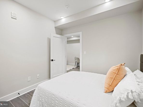 824 18TH Street NE 3, Washington DC 20002