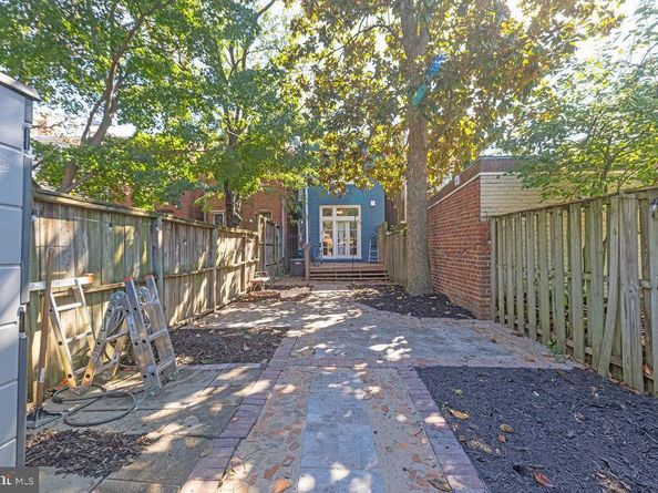 1236 D Street SE, Washington DC 20003