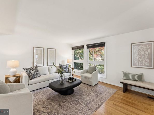 11234 Hunting Horn Lane, Reston VA 20191