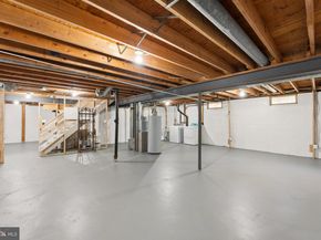 11234 Hunting Horn Lane, Reston VA 20191