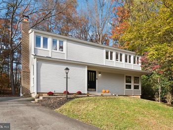 11234 Hunting Horn Lane