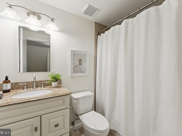 11234 Hunting Horn Lane, Reston VA 20191