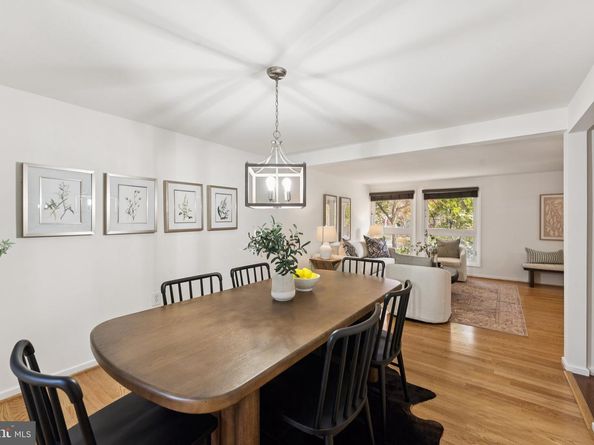 11234 Hunting Horn Lane, Reston VA 20191