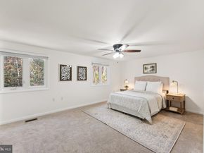 11234 Hunting Horn Lane, Reston VA 20191