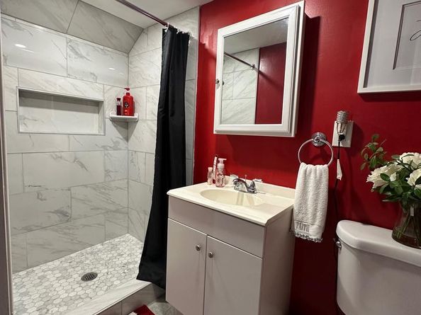 2525 Island Avenue, Philadelphia PA 19153