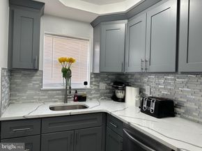 2525 Island Avenue, Philadelphia PA 19153