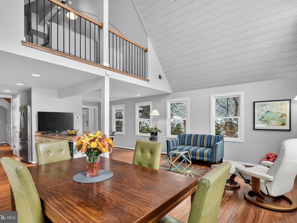 7822 Holmes Run Drive, Falls Church VA 22042