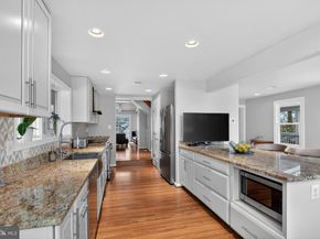 7822 Holmes Run Drive, Falls Church VA 22042