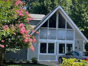 7822 Holmes Run Drive, Falls Church VA 22042