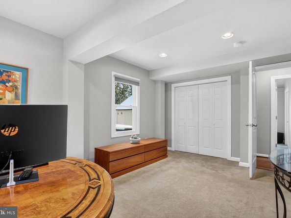 7822 Holmes Run Drive, Falls Church VA 22042