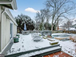 7822 Holmes Run Drive, Falls Church VA 22042