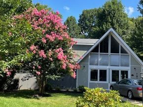 7822 Holmes Run Drive, Falls Church VA 22042