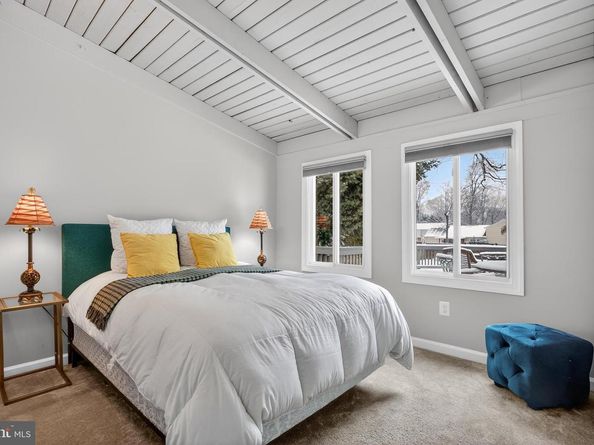 7822 Holmes Run Drive, Falls Church VA 22042