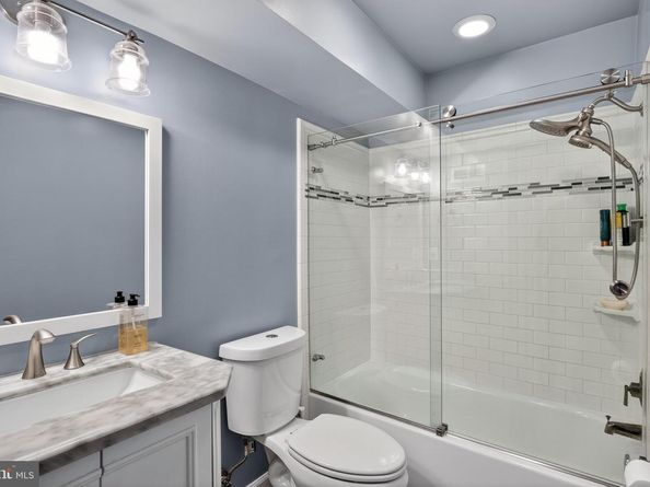 7822 Holmes Run Drive, Falls Church VA 22042