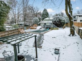 7822 Holmes Run Drive, Falls Church VA 22042