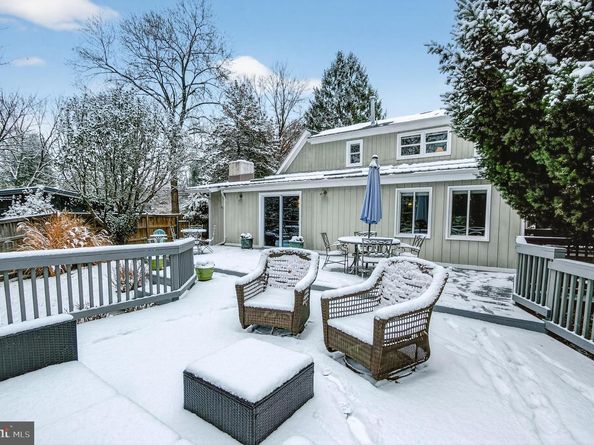 7822 Holmes Run Drive, Falls Church VA 22042