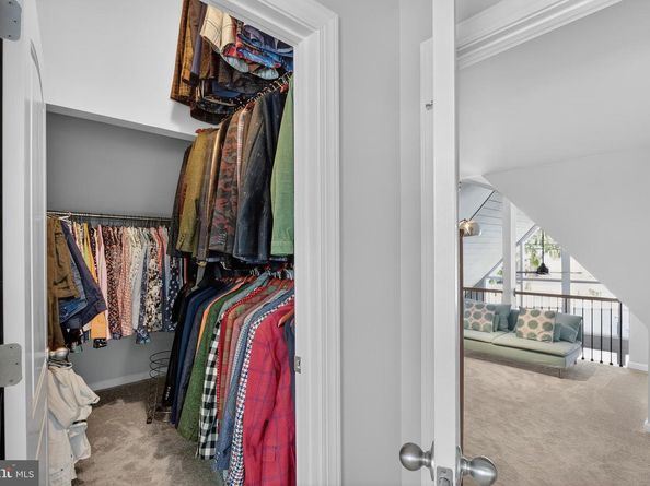 7822 Holmes Run Drive, Falls Church VA 22042