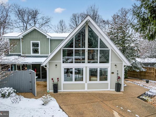 7822 Holmes Run Drive, Falls Church VA 22042