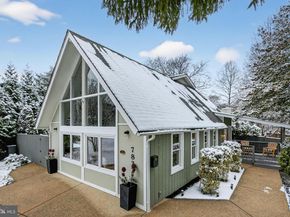 7822 Holmes Run Drive, Falls Church VA 22042