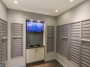 1718 P Street NW L18, Washington DC 20036