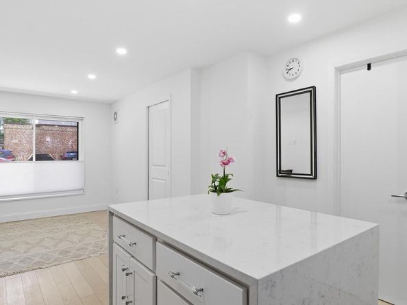 1718 P Street NW L18, Washington DC 20036