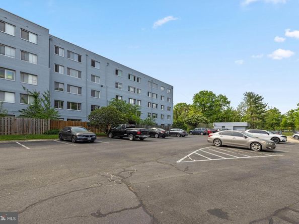 3701 5TH Street S 406, Arlington VA 22204