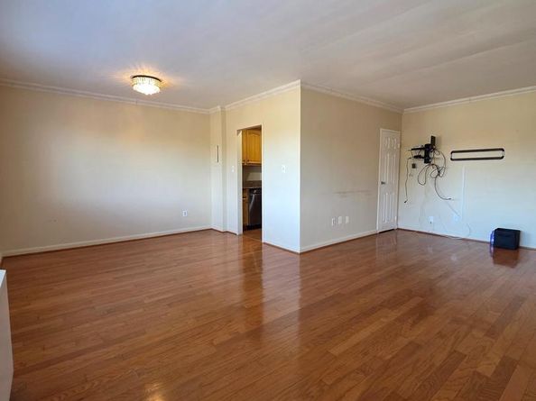 3701 5TH Street S 406, Arlington VA 22204