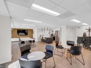 2500 N Van Dorn Street 817, Alexandria VA 22302