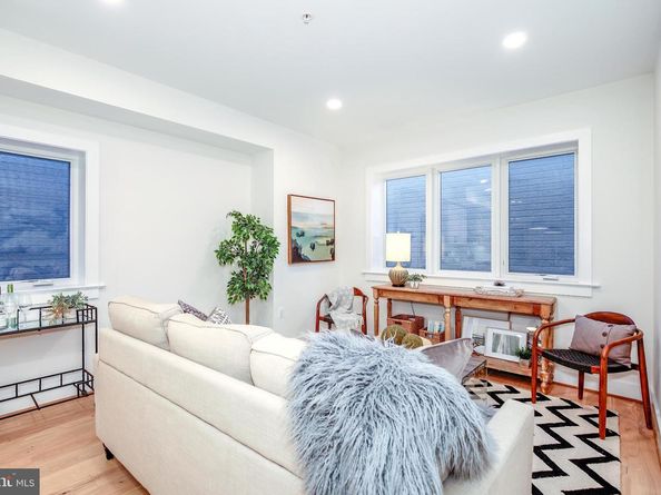 1009 Rhode Island Avenue NE 1, Washington DC 20018