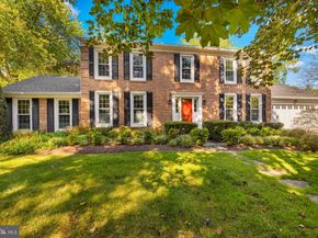 1302 Clayborne House Court, Mclean VA 22101