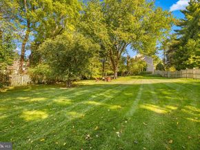 1302 Clayborne House Court, Mclean VA 22101