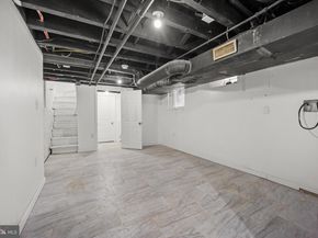 2957 N 8TH Street, Philadelphia PA 19133