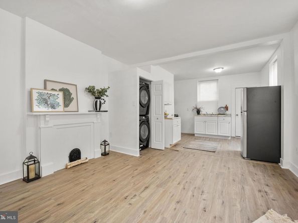 2957 N 8TH Street, Philadelphia PA 19133