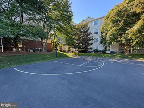 1580 Spring Gate Drive 4204, Mclean VA 22102