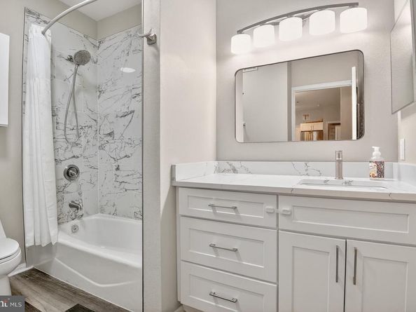 1580 Spring Gate Drive 4204, Mclean VA 22102