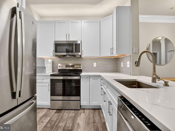 1580 Spring Gate Drive 4204, Mclean VA 22102