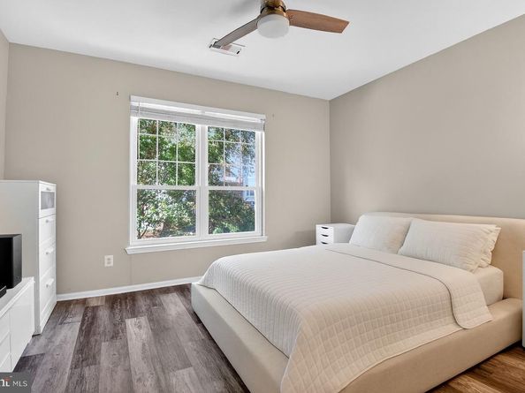 1580 Spring Gate Drive 4204, Mclean VA 22102