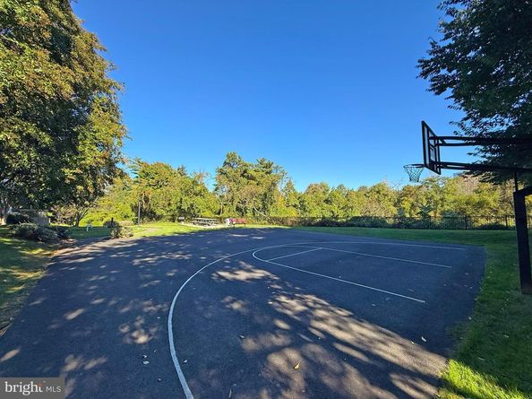 1580 Spring Gate Drive 4204, Mclean VA 22102