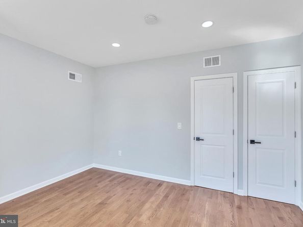5221 Warrington Avenue, Philadelphia PA 19143
